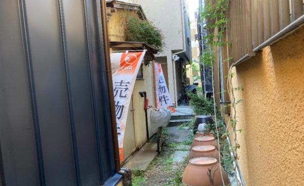 足立区千住３丁目　中古一戸建て