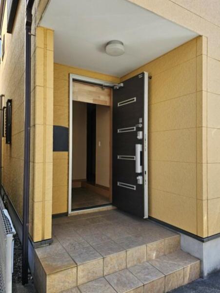 足立区東和４丁目　中古一戸建て