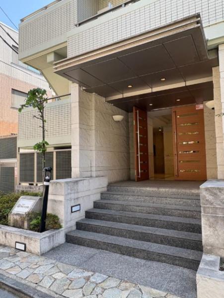 アビテ四谷大京町