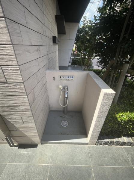 プレシス小岩駅前