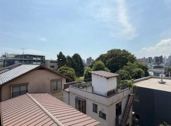 駒込八幡坂ガーデニア