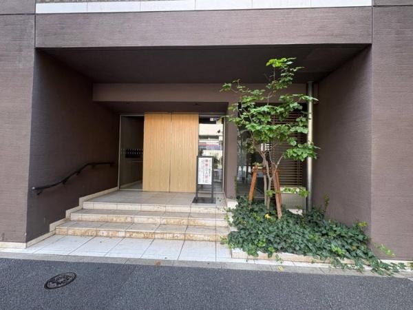 ライフェール新宿御苑ノースサイド