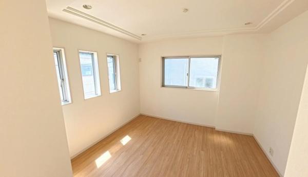 足立区本木１丁目の中古一戸建て