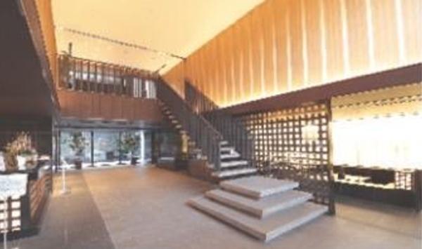 マジェスティハウス新宿御苑パークナード(エントランス)