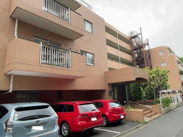 駒込八幡坂ガーデニア