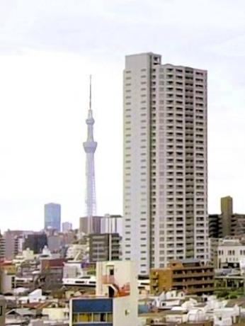 コスモ西日暮里ロイヤルフォルム
