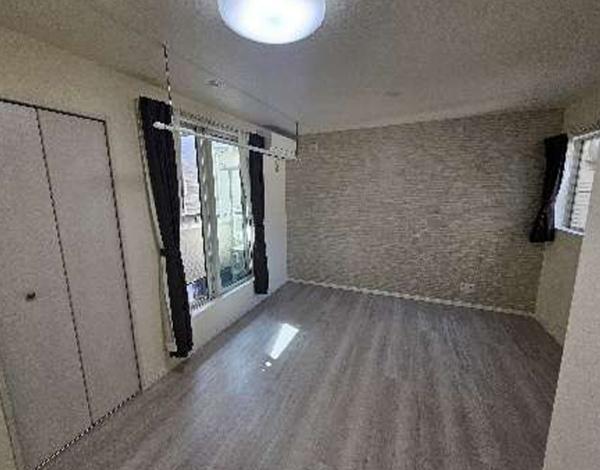 足立区新田３丁目　中古一戸建て