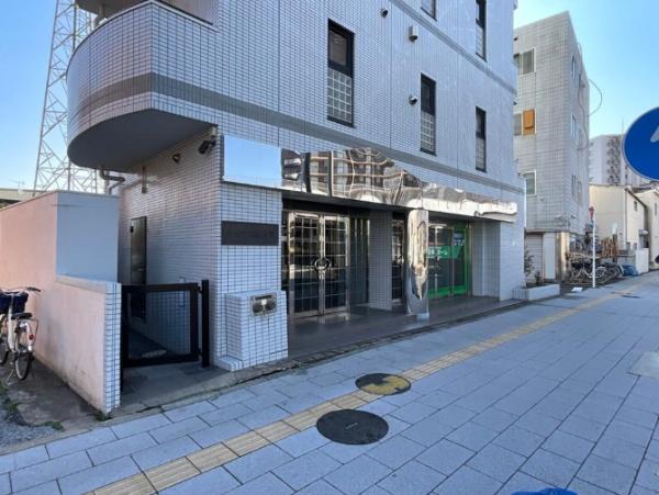 シュロス保木間