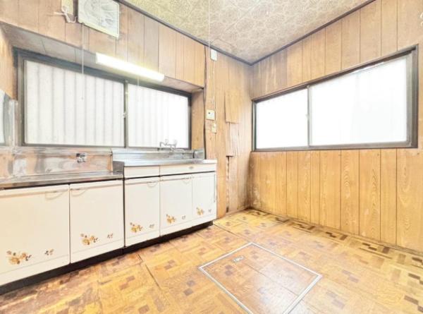 江戸川区江戸川３丁目　中古一戸建て