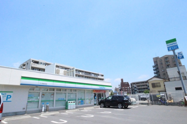 草加市住吉2丁目の中古一戸建て(ファミリーマート アイダ草加中央店)