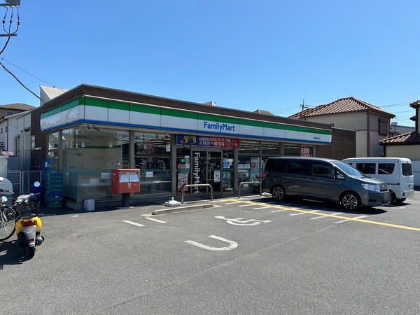 八潮市大字鶴ケ曽根の中古一戸建て(ファミリーマート八潮鶴ケ曽根店)