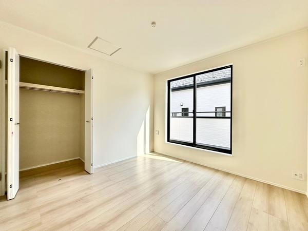 草加市吉町２丁目　新築一戸建て　1号棟