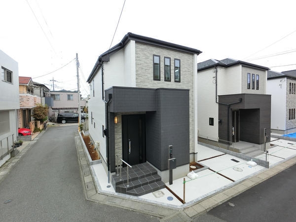 草加市吉町２丁目　新築一戸建て　1号棟