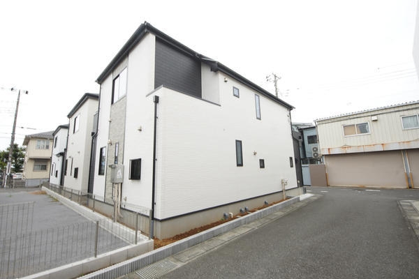 草加市吉町２丁目　新築一戸建て　1号棟