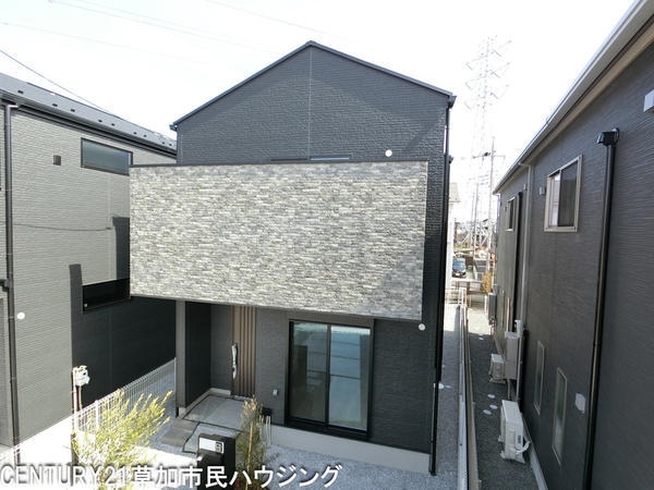 草加市手代3丁目　新築一戸建て　5号棟