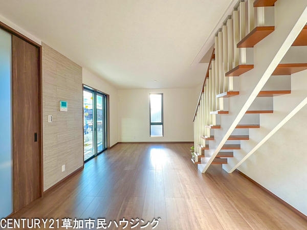 草加市手代3丁目　新築一戸建て　2号棟