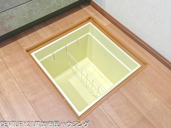 草加市手代3丁目　新築一戸建て　2号棟