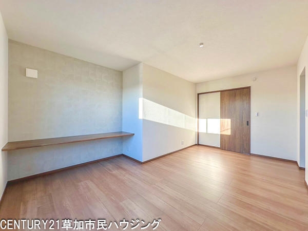 草加市手代3丁目　新築一戸建て　2号棟