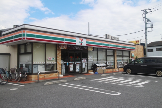 草加市手代3丁目 新築一戸建て 1号棟(セブン-イレブン 草加手代町店)