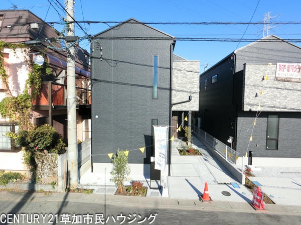草加市手代3丁目　新築一戸建て　1号棟
