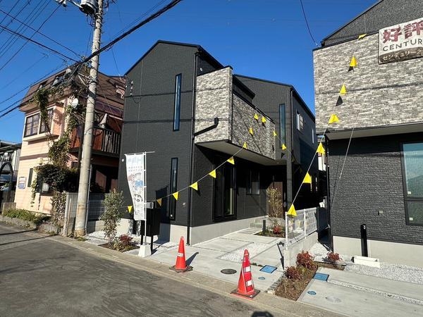 草加市手代3丁目　新築一戸建て　1号棟