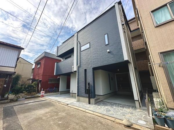 草加市高砂1丁目　新築一戸建て　III