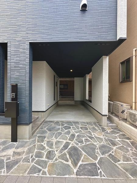 草加市高砂1丁目　新築一戸建て　III