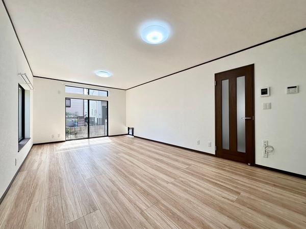 草加市瀬崎２丁目の中古一戸建て