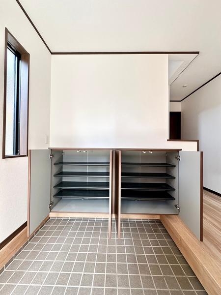 草加市瀬崎２丁目の中古一戸建て