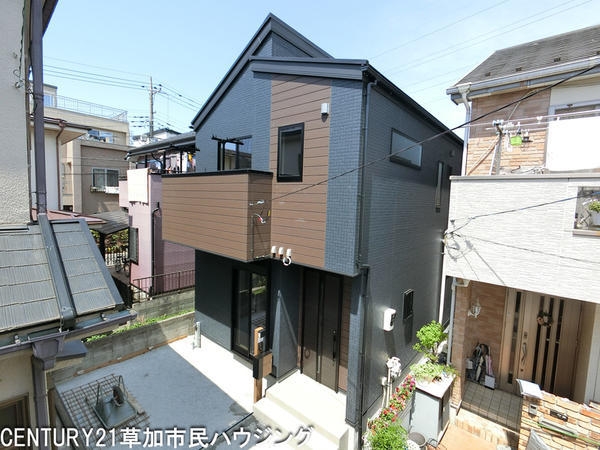 草加市氷川町　新築一戸建て