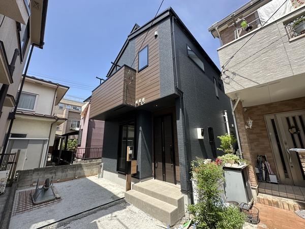 草加市氷川町　新築一戸建て