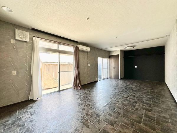 草加市小山１丁目の中古一戸建て