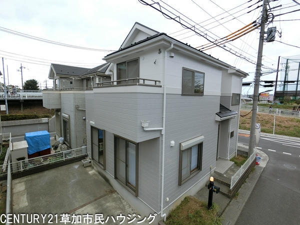 草加市長栄1丁目　中古一戸建て