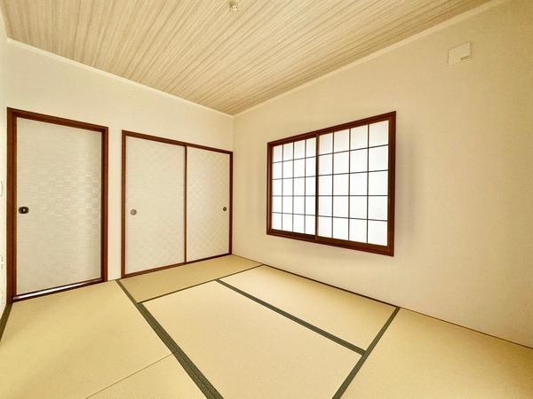 草加市長栄１丁目の中古一戸建て