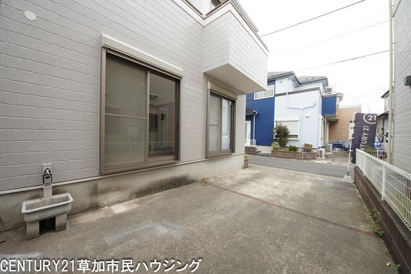 草加市長栄1丁目　中古一戸建て