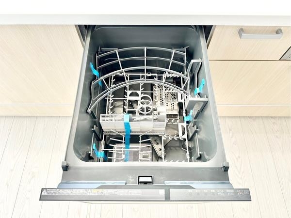 八潮市鶴ケ曽根　新築一戸建て　2期1号棟