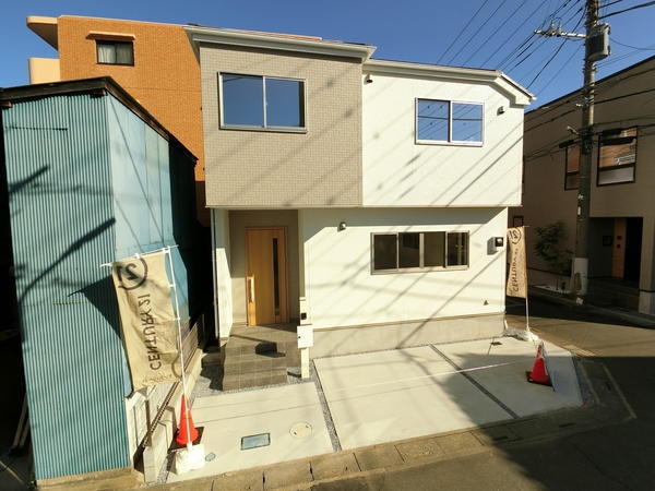 草加市旭町5丁目　新築一戸建て　2期