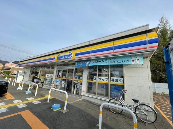 八潮市緑町4丁目の中古一戸建て(ミニストップ 八潮柳之宮店)