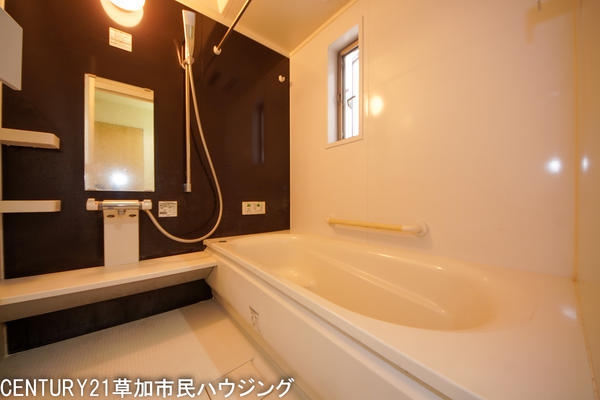 八潮市緑町４丁目の中古一戸建て