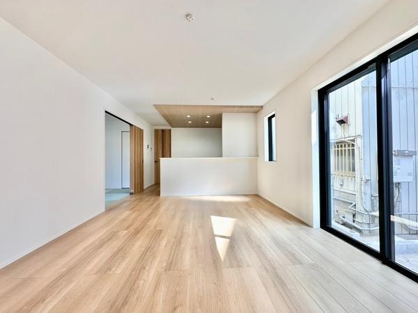草加市小山2丁目　新築一戸建て