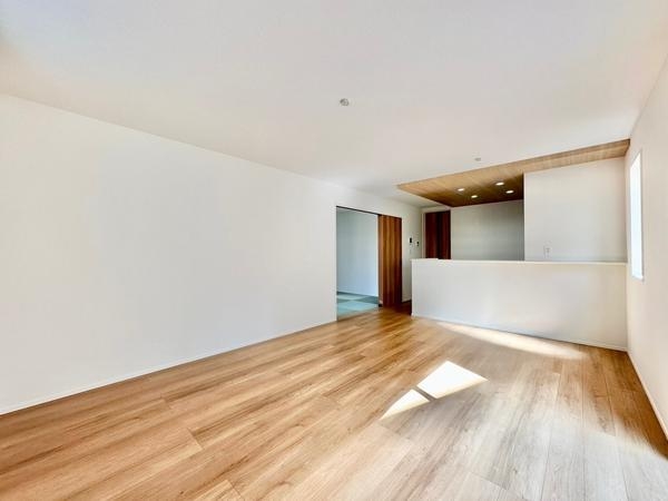 草加市小山2丁目　新築一戸建て