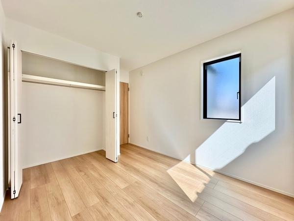 草加市小山2丁目　新築一戸建て