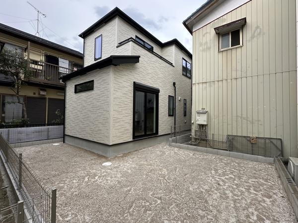 草加市小山2丁目　新築一戸建て