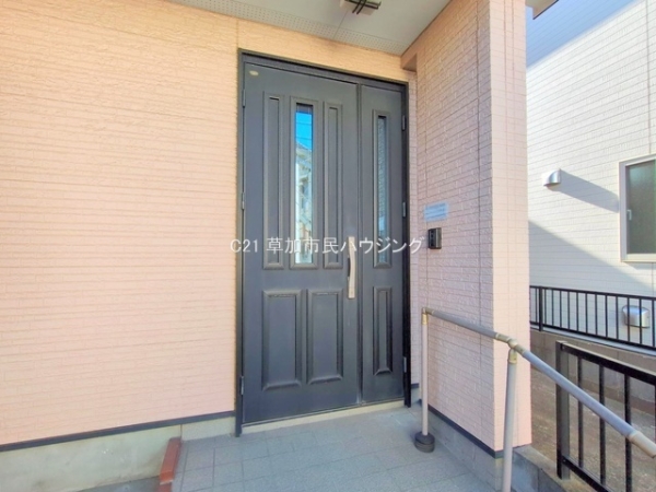 八潮市伊草２丁目の中古一戸建て