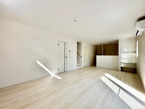 草加市苗塚町　新築一戸建て　23　1期3号棟