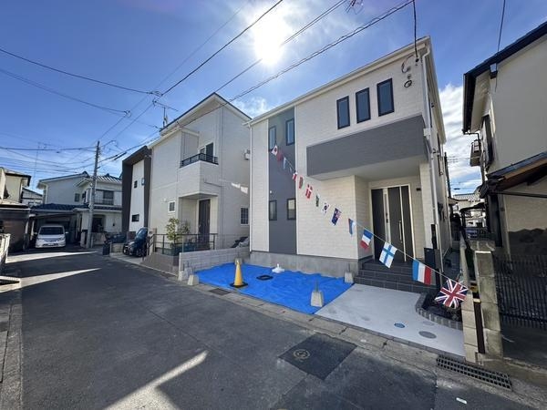 草加市青柳5丁目　新築一戸建て