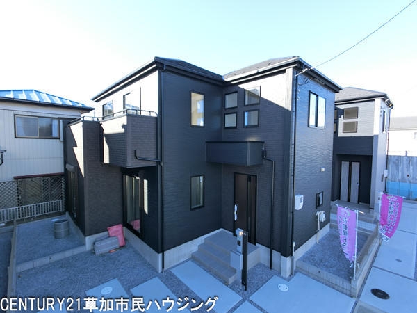 草加市青柳8丁目　新築一戸建て　17期　2号棟