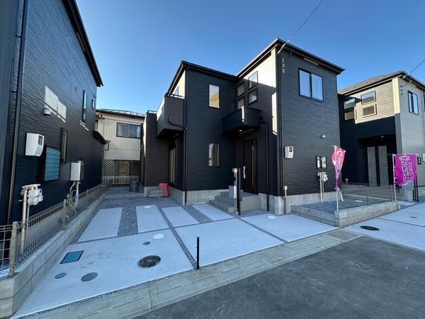 草加市青柳8丁目　新築一戸建て　17期　2号棟