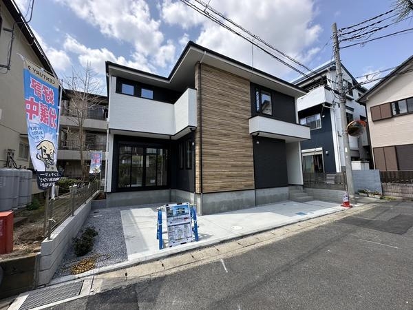 草加市栄町2丁目　新築一戸建て　4期
