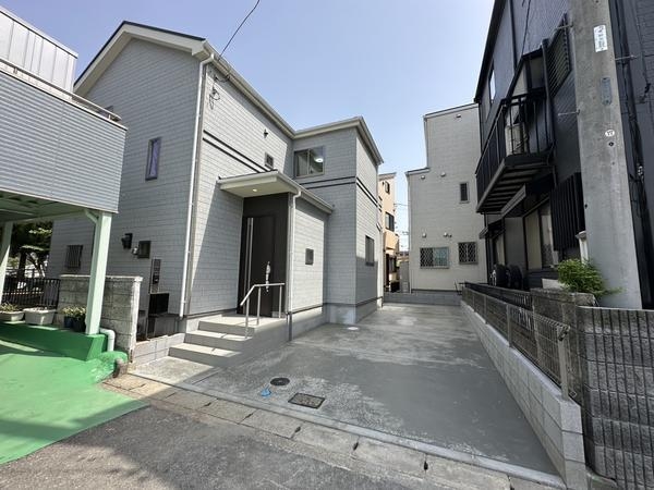 草加市青柳7丁目　新築一戸建て　2期